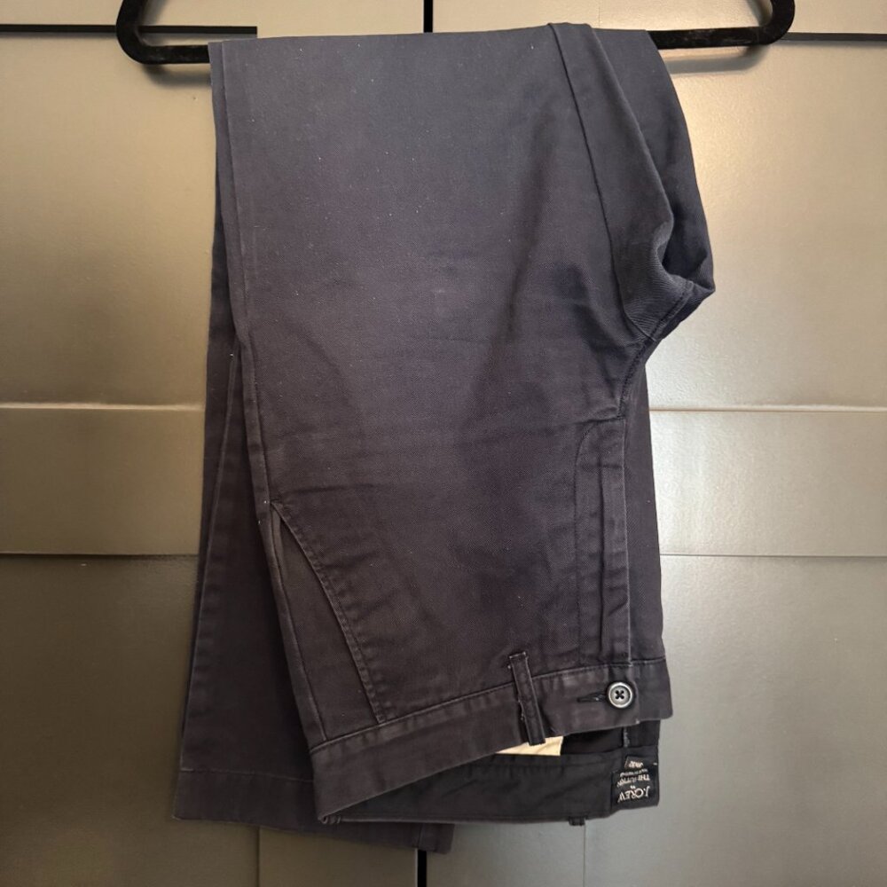 J. Crew Sutton Chino 31x32